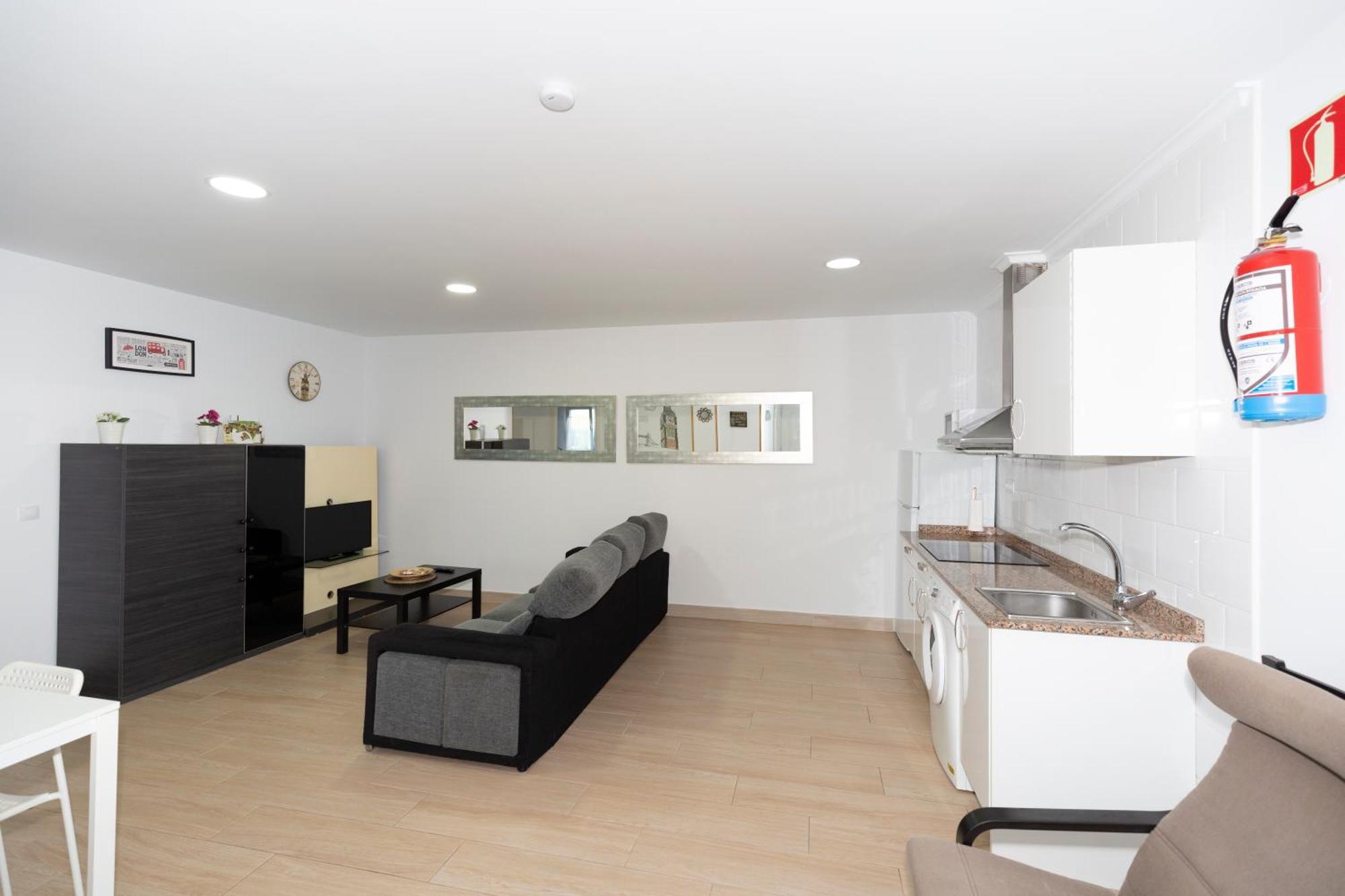 Appartement London - La Colina à San Miguel de Meruelo Extérieur photo